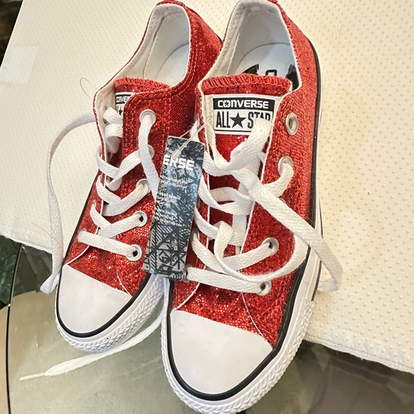 Converse Shoes - Converse Chuck Taylor All Star Low Top – Red Glitter “Ruby Slipper” Size 6 NEW